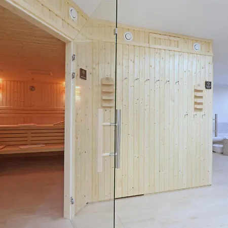 Apartment Baltischer Hof 45 *